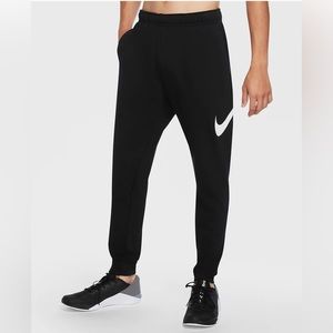 Nike Dri-Fit Tapered Training Pants - Small